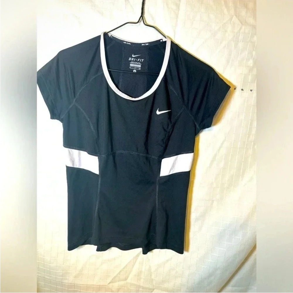 Nike Dri-FIT Tennis Tee in Black and White